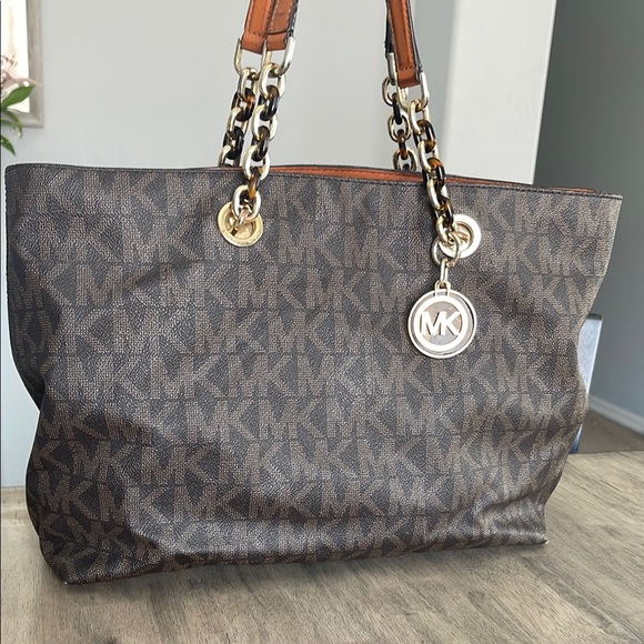 Michael Kors Brown Signature Tote Bag - Picture 1 of 11